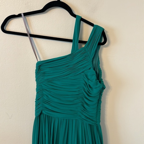 Halston Heritage One Shoulder Ruched Maxi Dress - Picture 7 of 12
